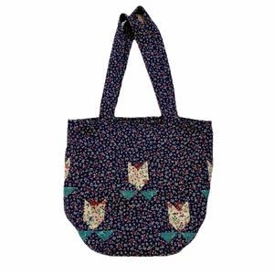 Quilted shoulder bag square bottom handmade